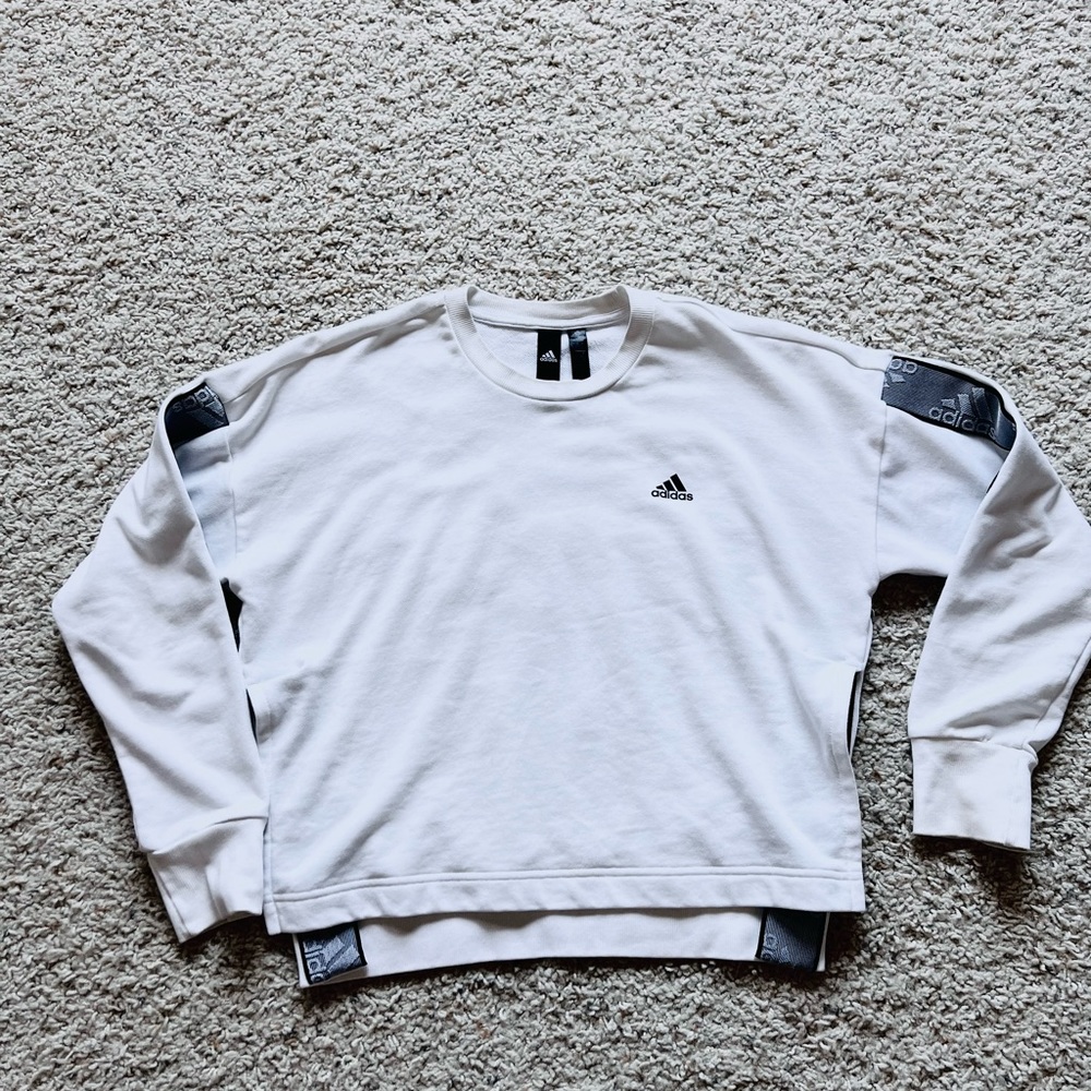 Adidas women’s sweatshirt, M